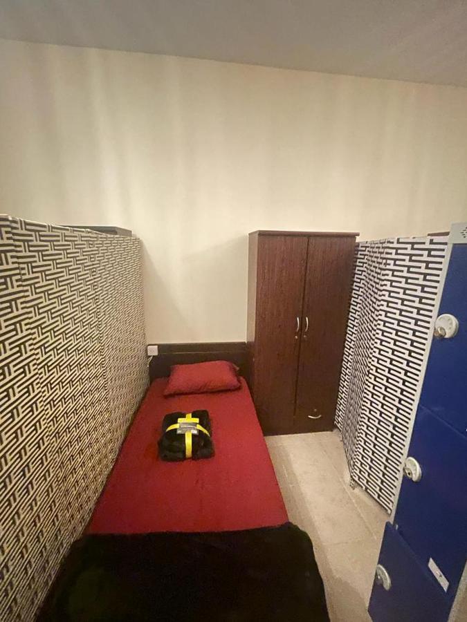 Хостел Dxb Backpackers Executive Дубай Екстер'єр фото