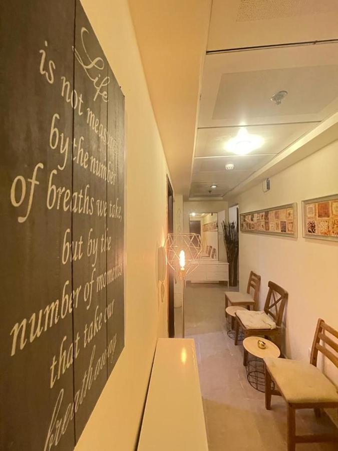 Хостел Dxb Backpackers Executive Дубай Екстер'єр фото